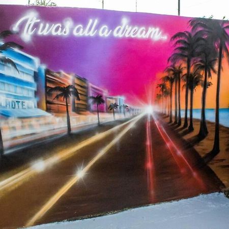 Cozy & Colorful Miami Art Canvas W/Hottub & Murals 外观 照片
