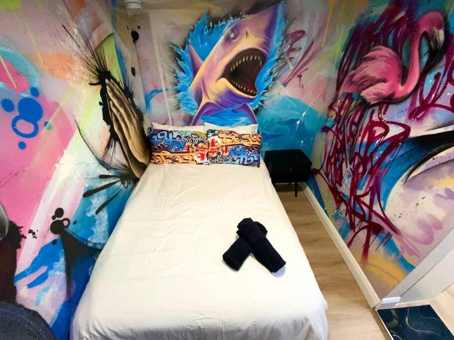 Cozy & Colorful Miami Art Canvas W/Hottub & Murals 外观 照片